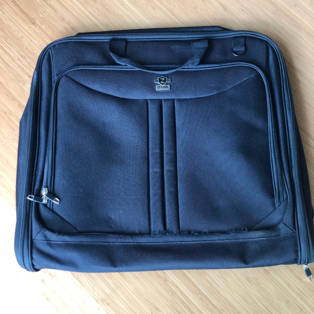 ZEGUR Suit Carry On Garment Bag for Travel